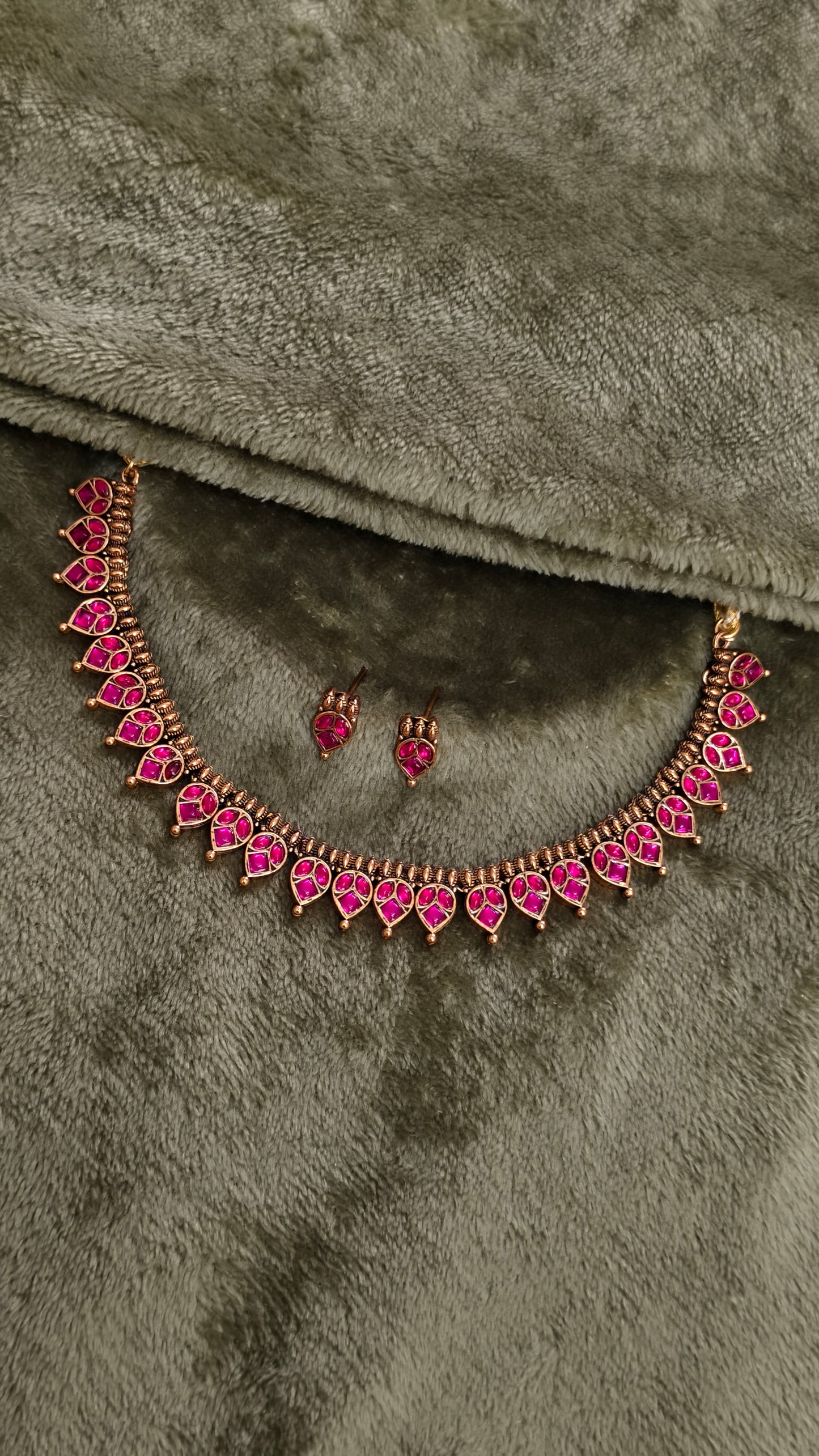 Necklace Set